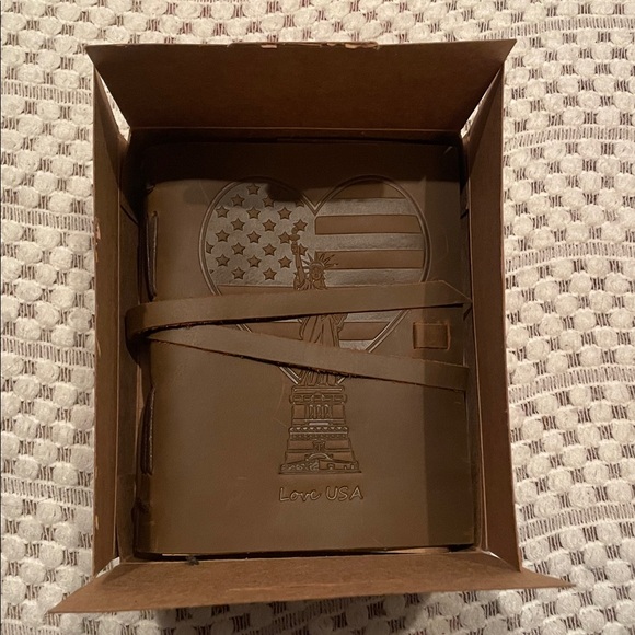 NWT Sovereign Brown Leather Travelers Journal Set with Pen - Picture 15 of 16